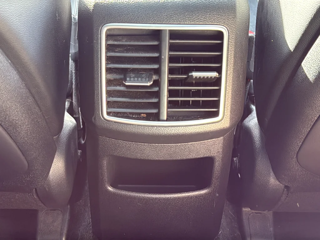 Used 2025 White Kia X-Line image 40