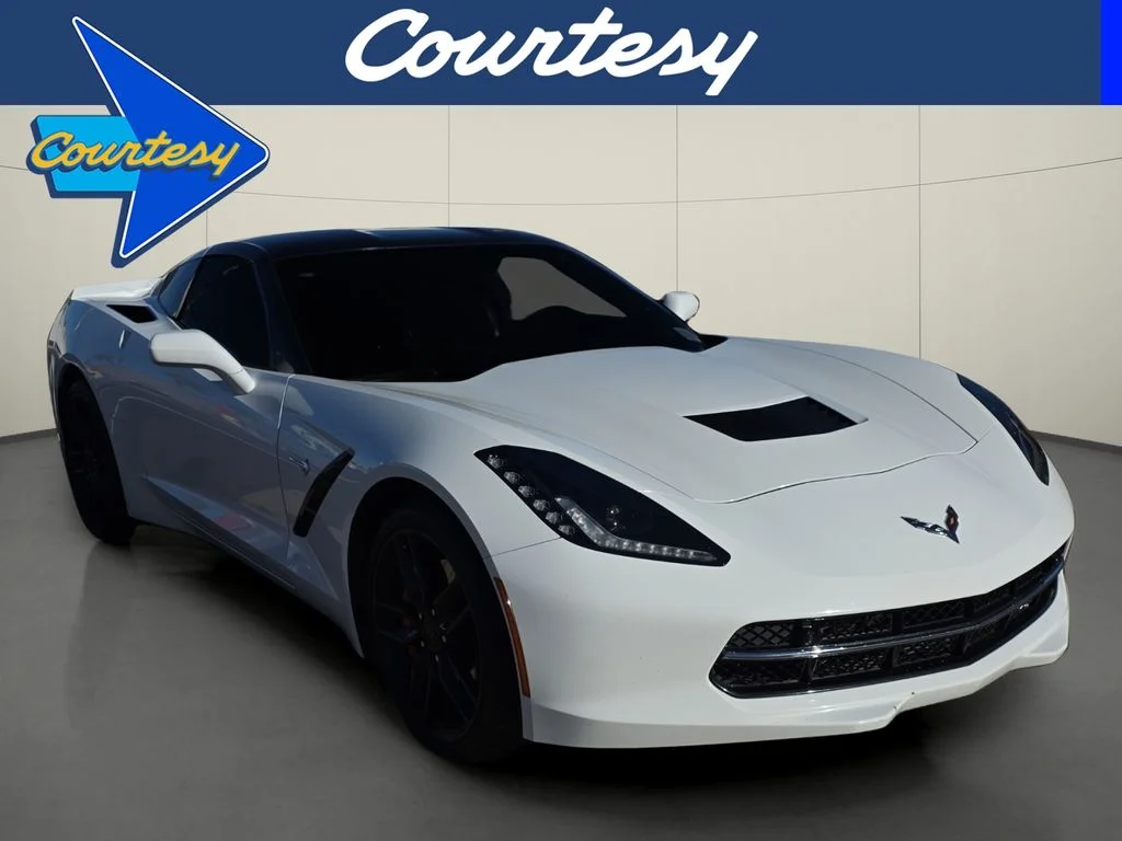 2017 Chevrolet Corvette Stingray Coupe 2LT w/Z51's photo