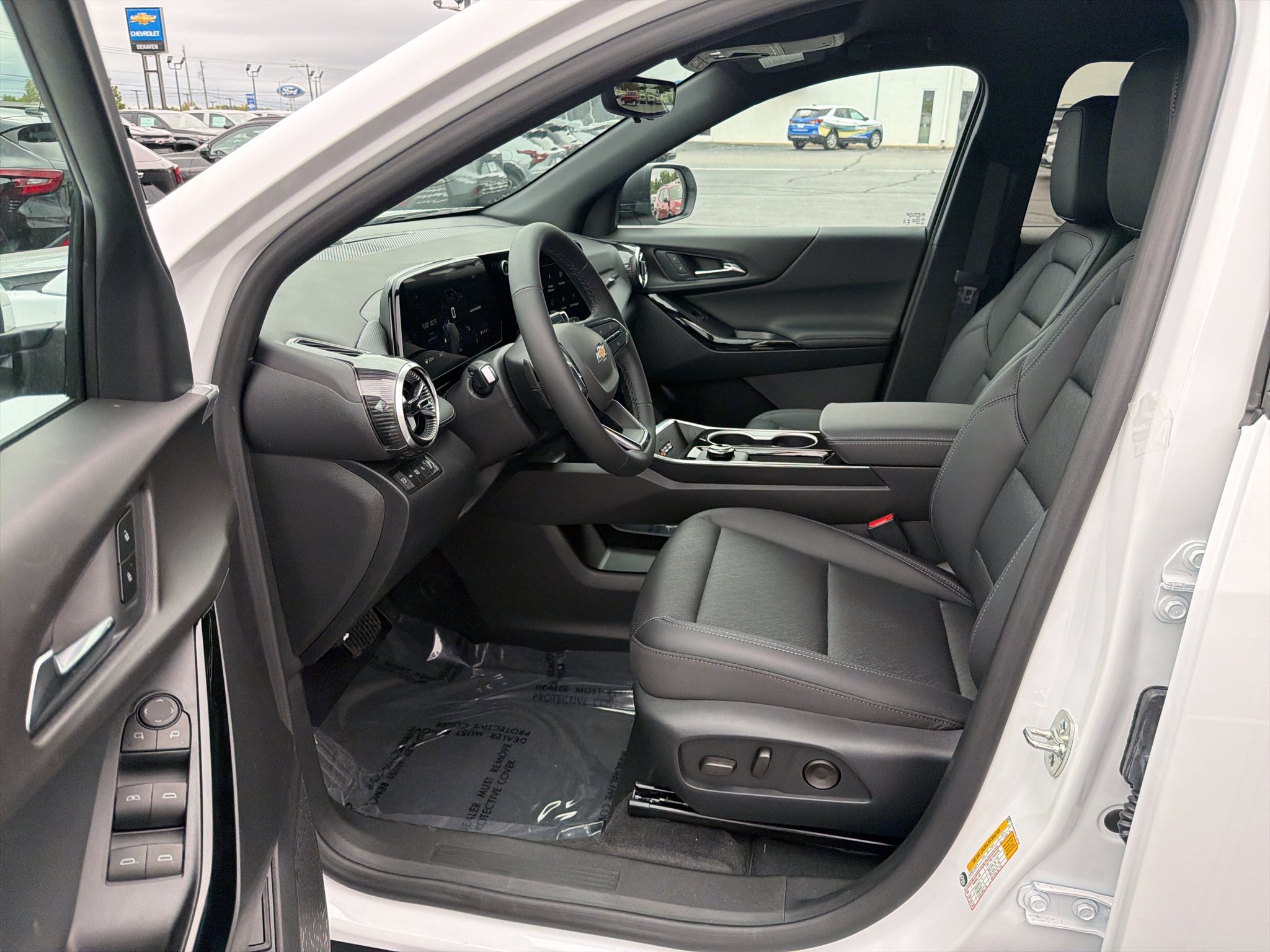 2027 Chevrolet Equinox LT - Photo 18