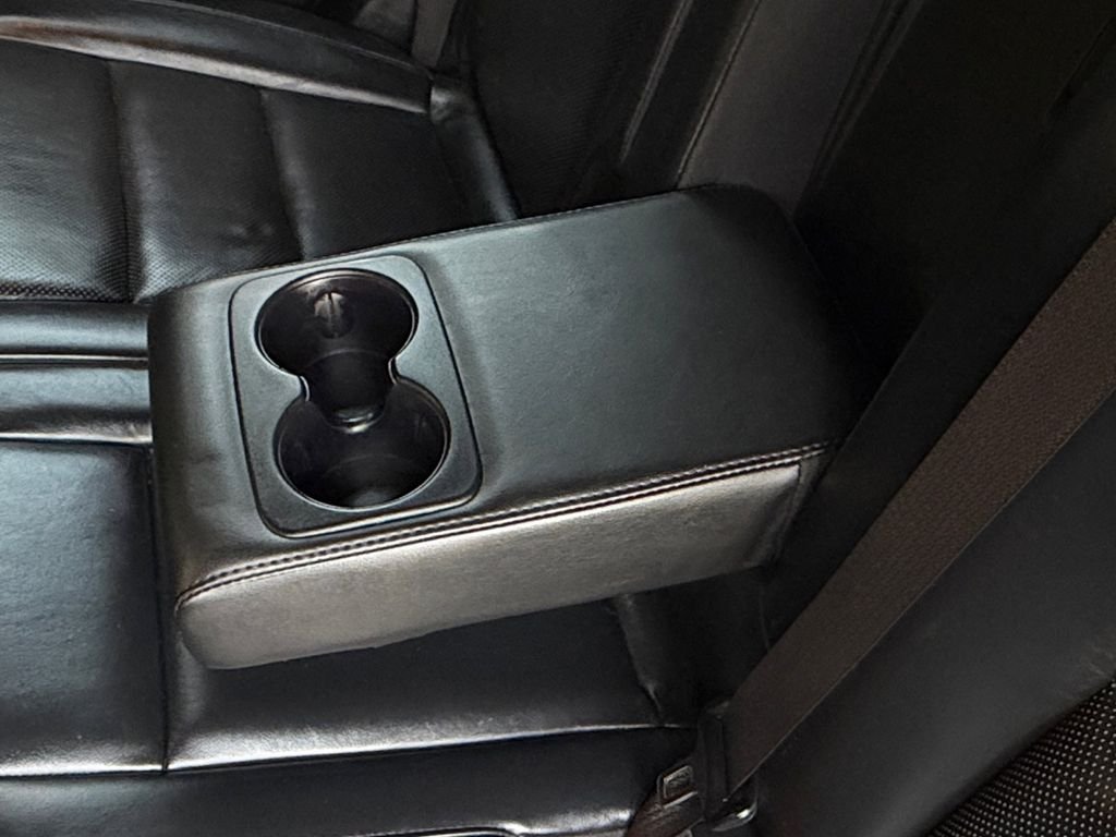 Used 2019 Red Jeep Limited image 27