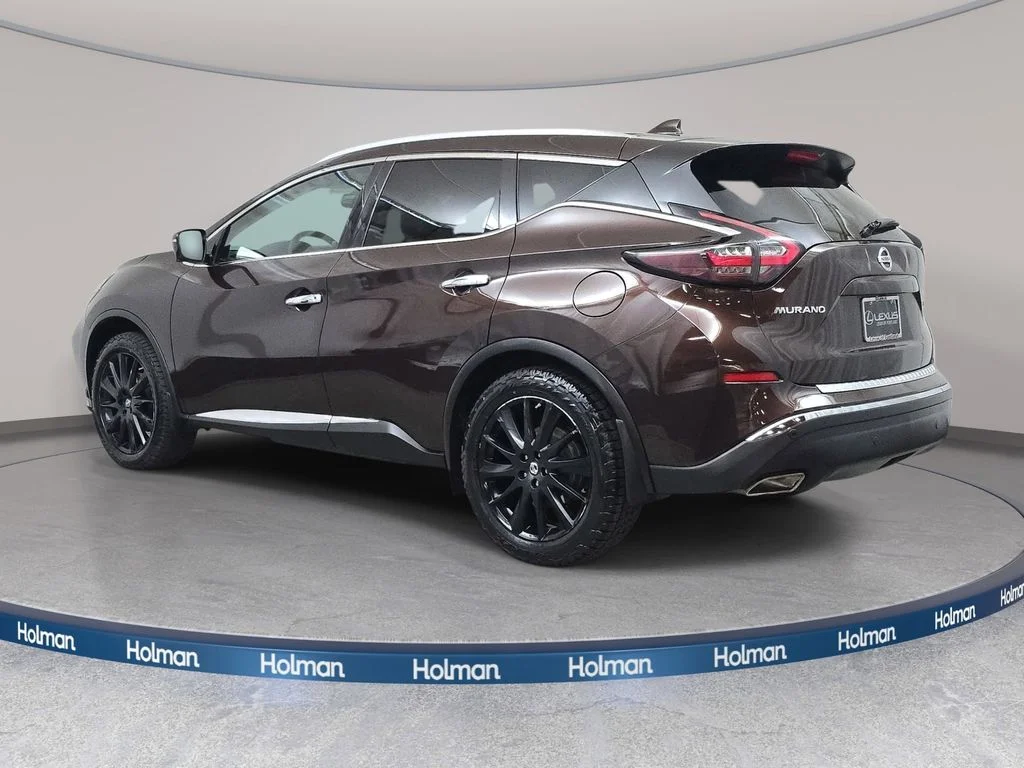 Used 2019 Brown Nissan Platinum image 8
