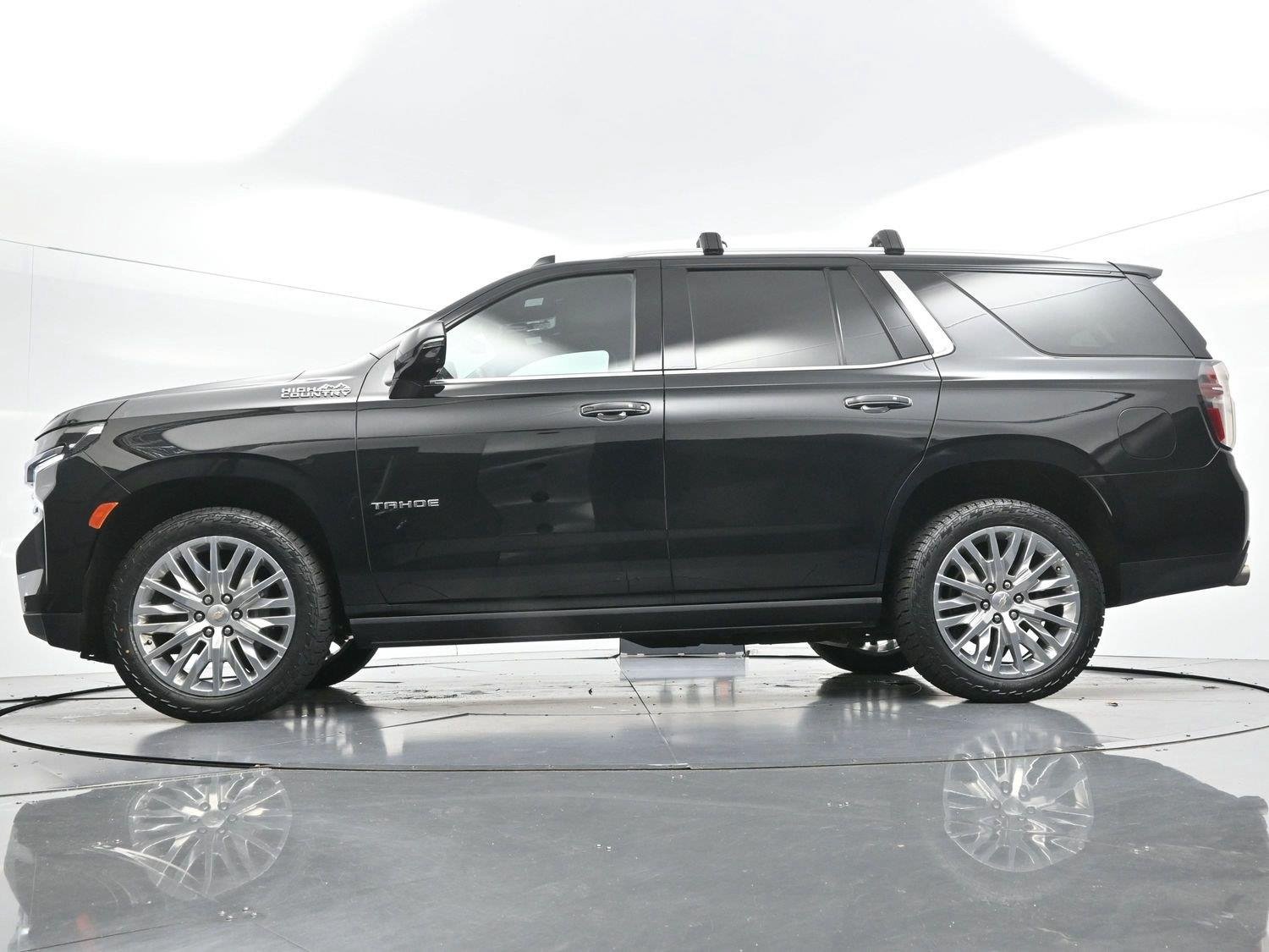 Used 2023 Black Chevrolet High Country image 51