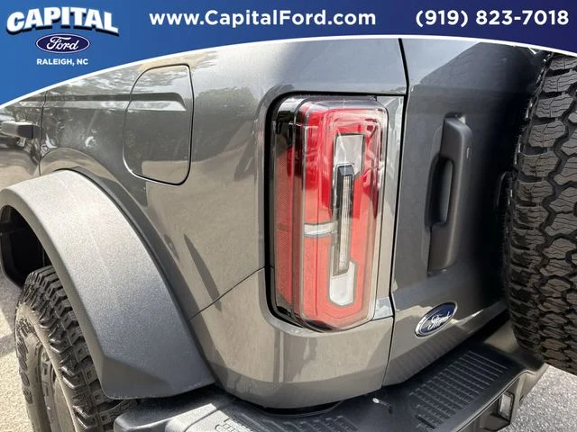 Used 2025 Gray Ford Badlands image 16