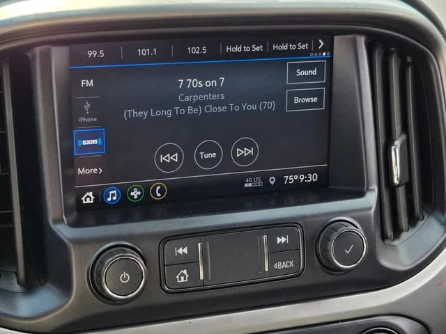 Used 2022 Summit White Chevrolet LT image 25