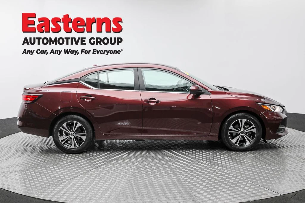 Used 2023 Red Nissan SV image 4