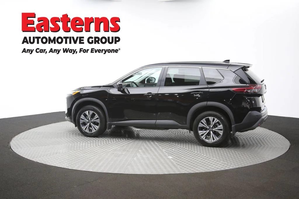 Used 2022 Black Nissan SV image 60