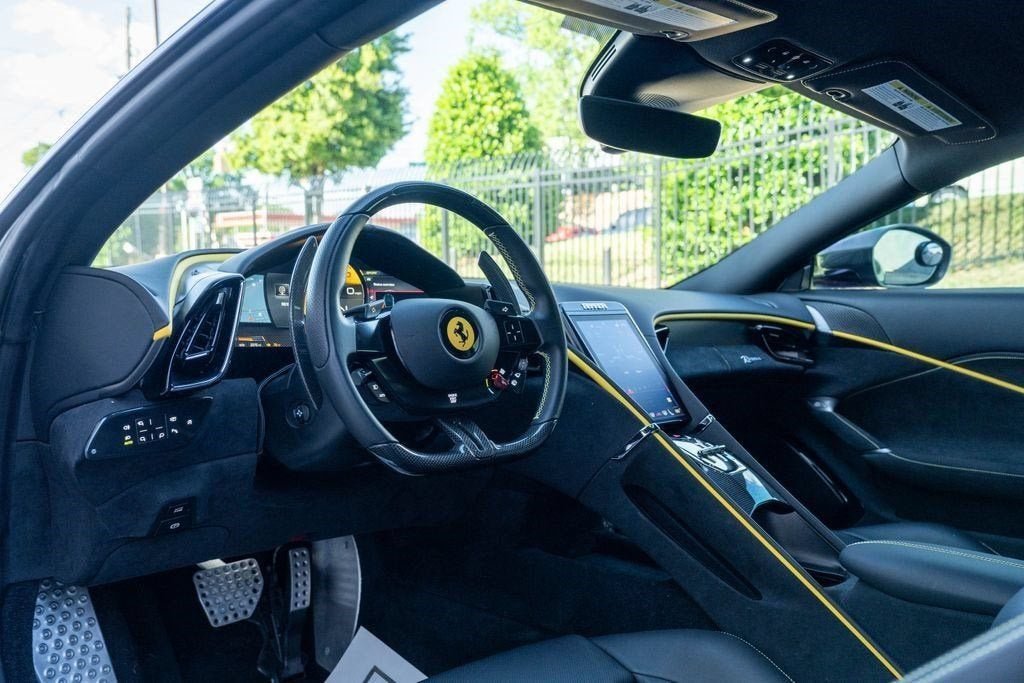 Certified Used 2022 Grigio Silverstone Ferrari Base image 31
