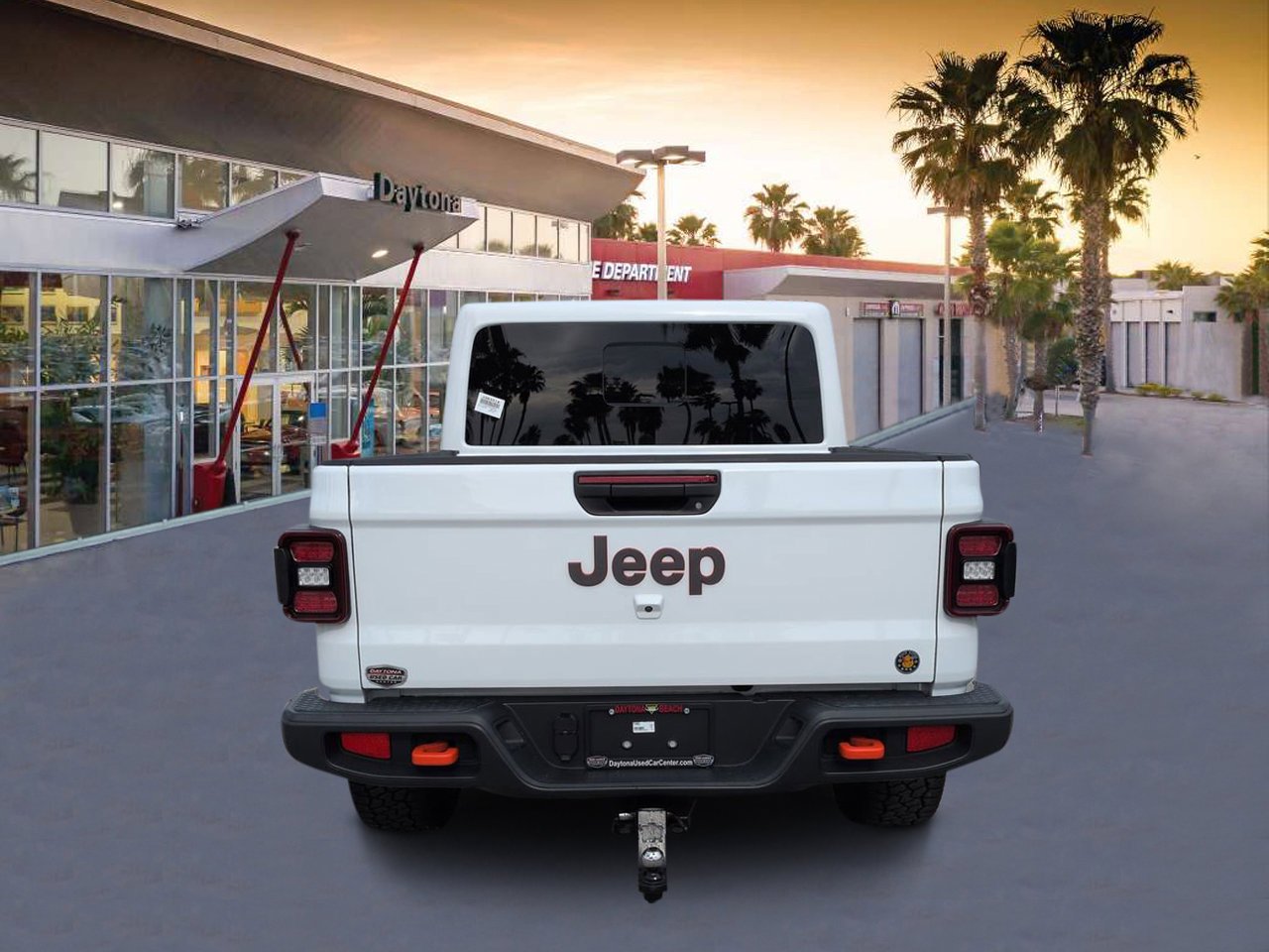 Used 2023 Bright White Clearcoat Jeep Mojave image 4