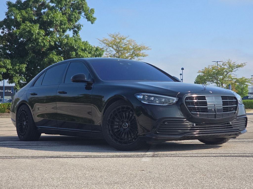 Used 2022 Black Mercedes-Benz S 500 image 1