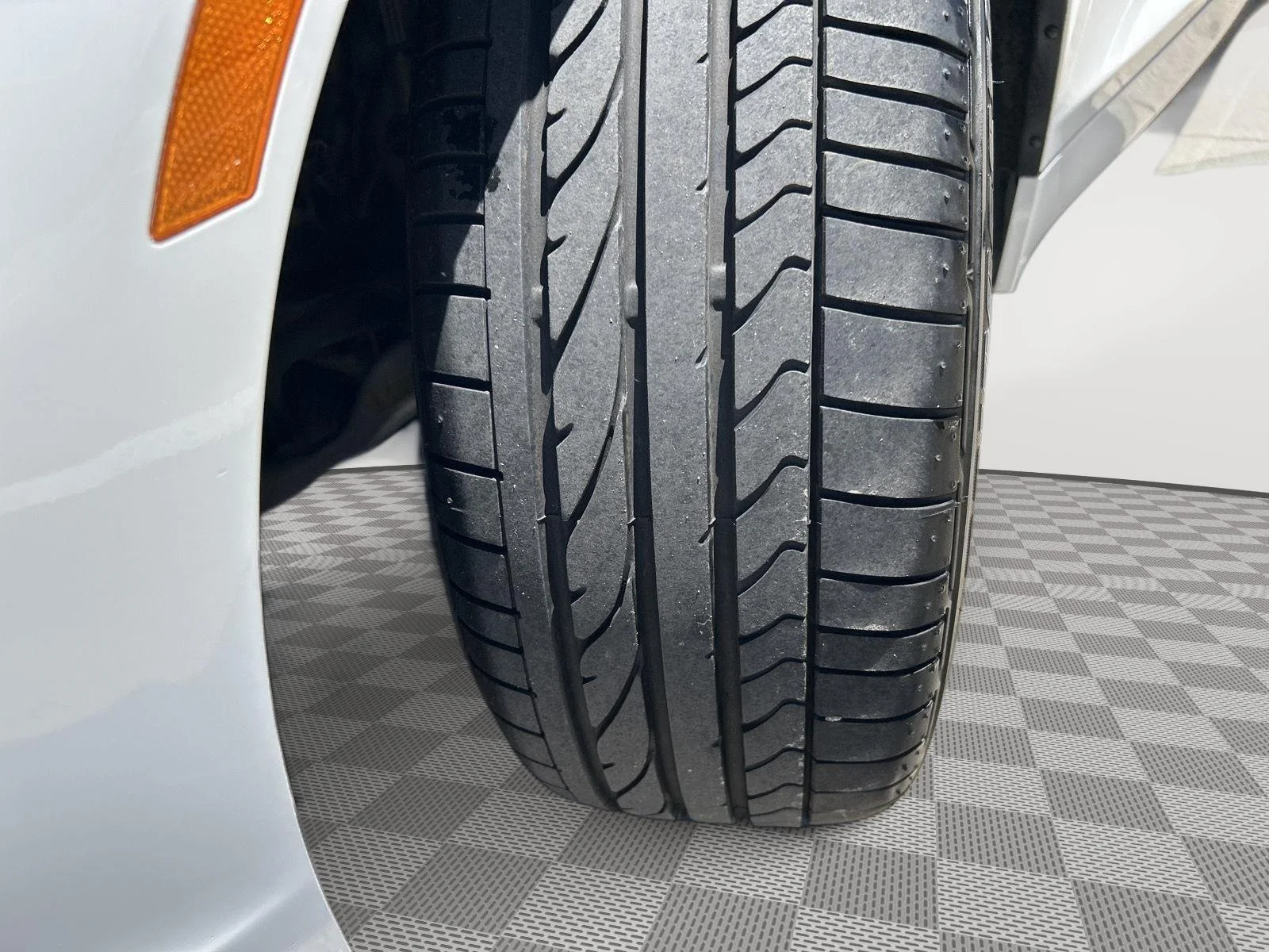 Used 2011 Alpine White BMW sDrive30i image 10