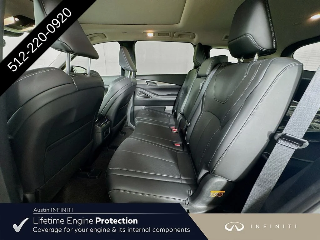 New 2027 RADIANT WHITE INFINITI LUXE image 31