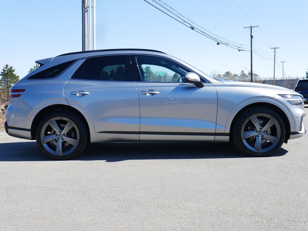 Used 2025 Silver Genesis 3.5T Sport image 8