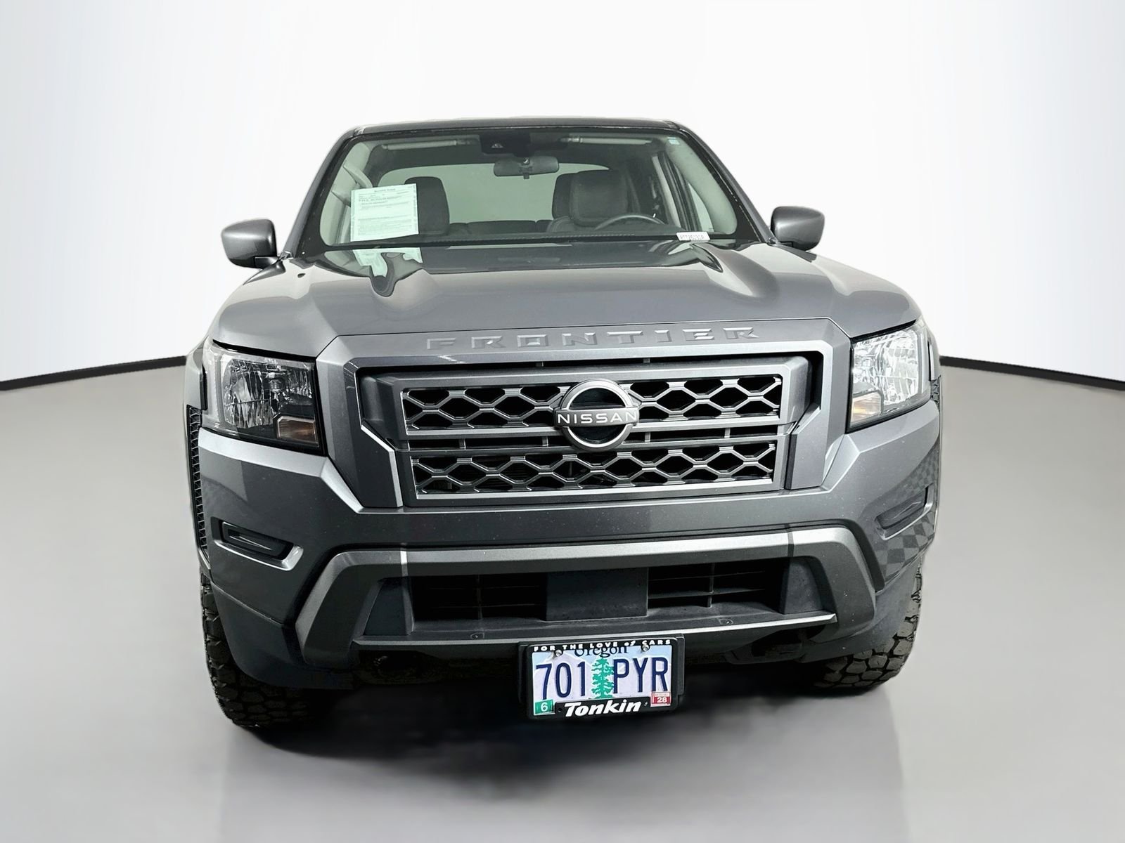 Used 2022 Gun Metallic Nissan SV image 2