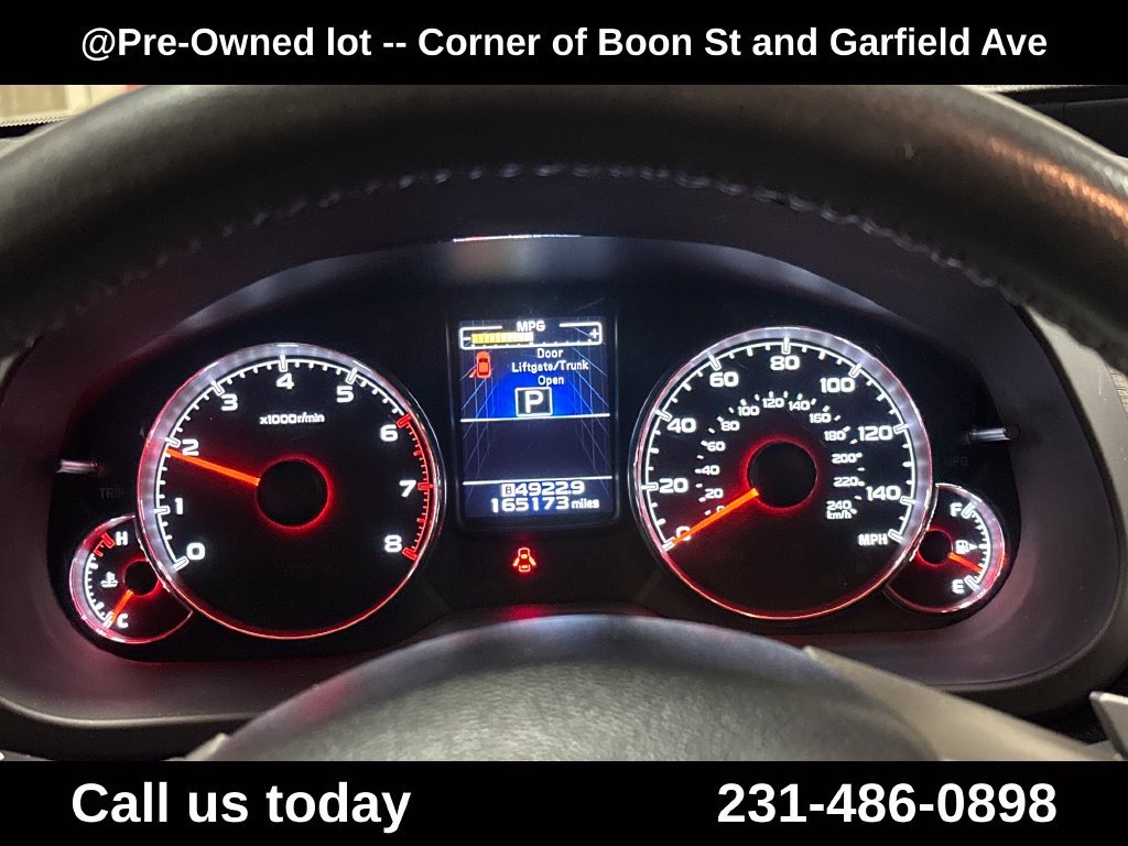 Used 2014 Silver Subaru 2.5i image 21
