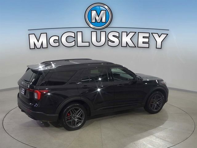 Used 2025 Black Metallic Ford ST-Line image 4