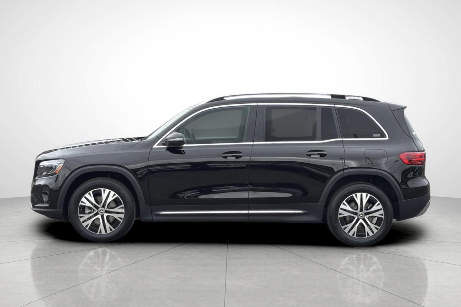 Certified Used 2026 Black Mercedes-Benz GLB 250 image 31
