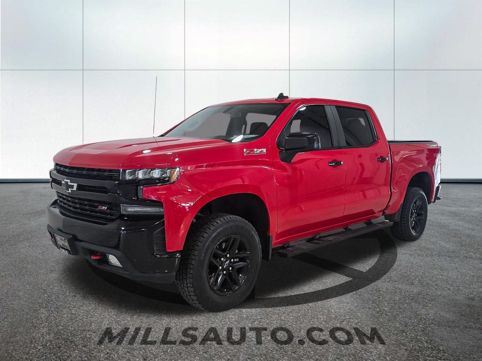 Used 2020 Chevrolet Silverado 1500 LT Trail Boss with VIN 3GCPYFED2LG136829 for sale in Willmar, Minnesota