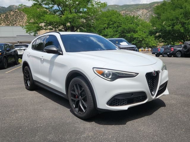 2019 Alfa Romeo Stelvio Ti Sport