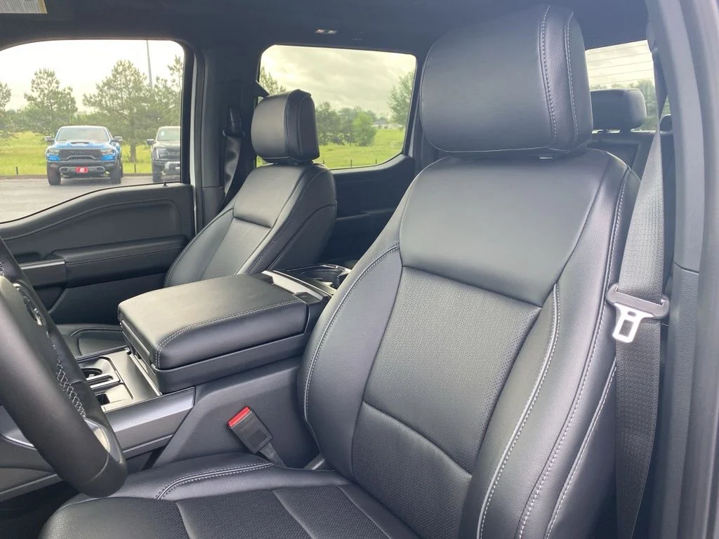 2025 Ford F-150 Lariat - Photo 14