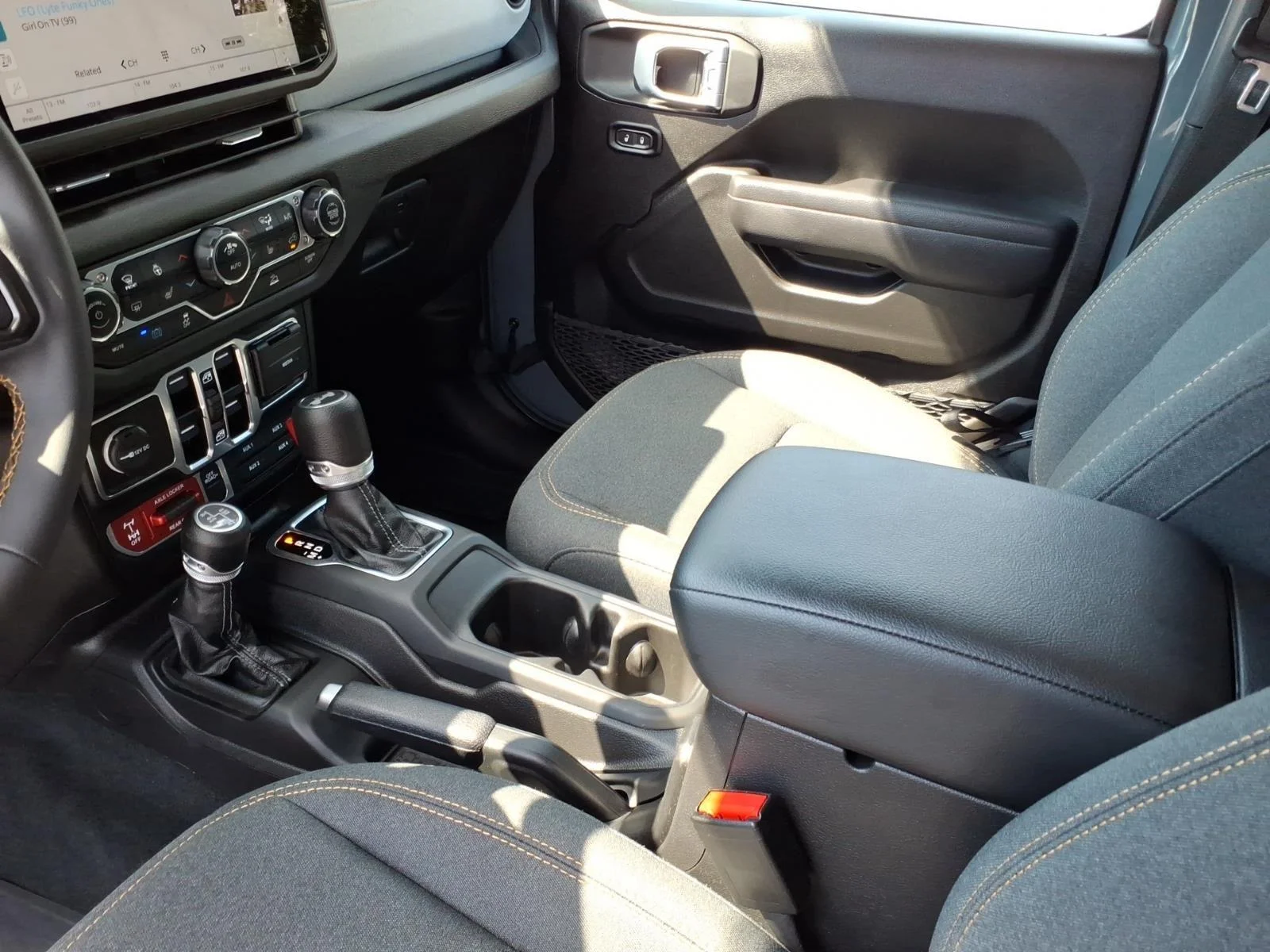 Used 2024 Anvil Clear Coat Jeep Willys image 23