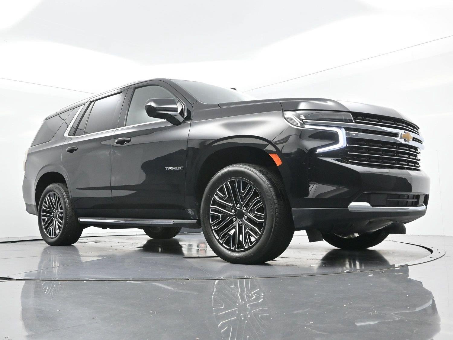 Used 2021 Black Chevrolet LT image 45