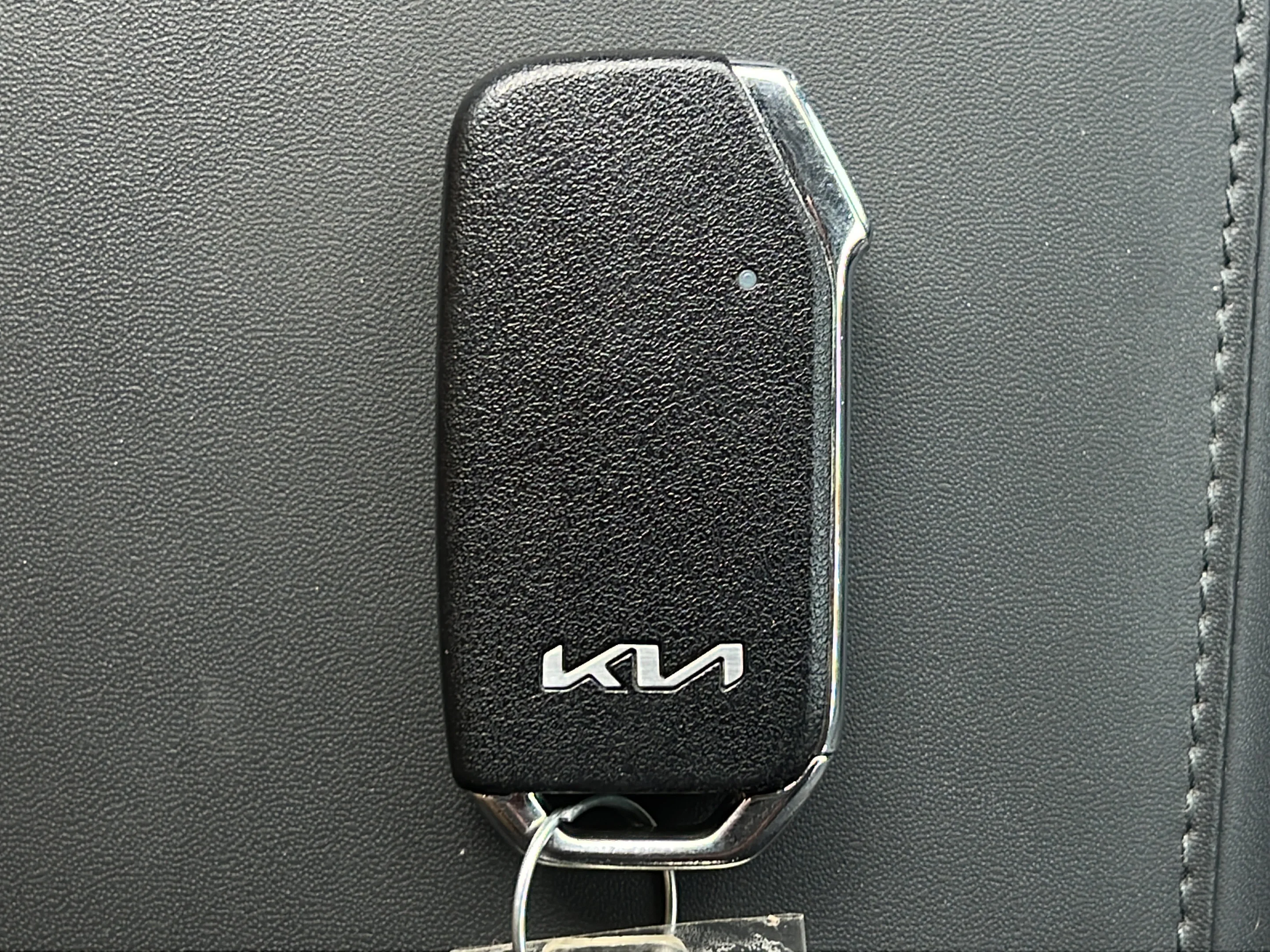 Used 2024 Runway Red Kia EX image 26