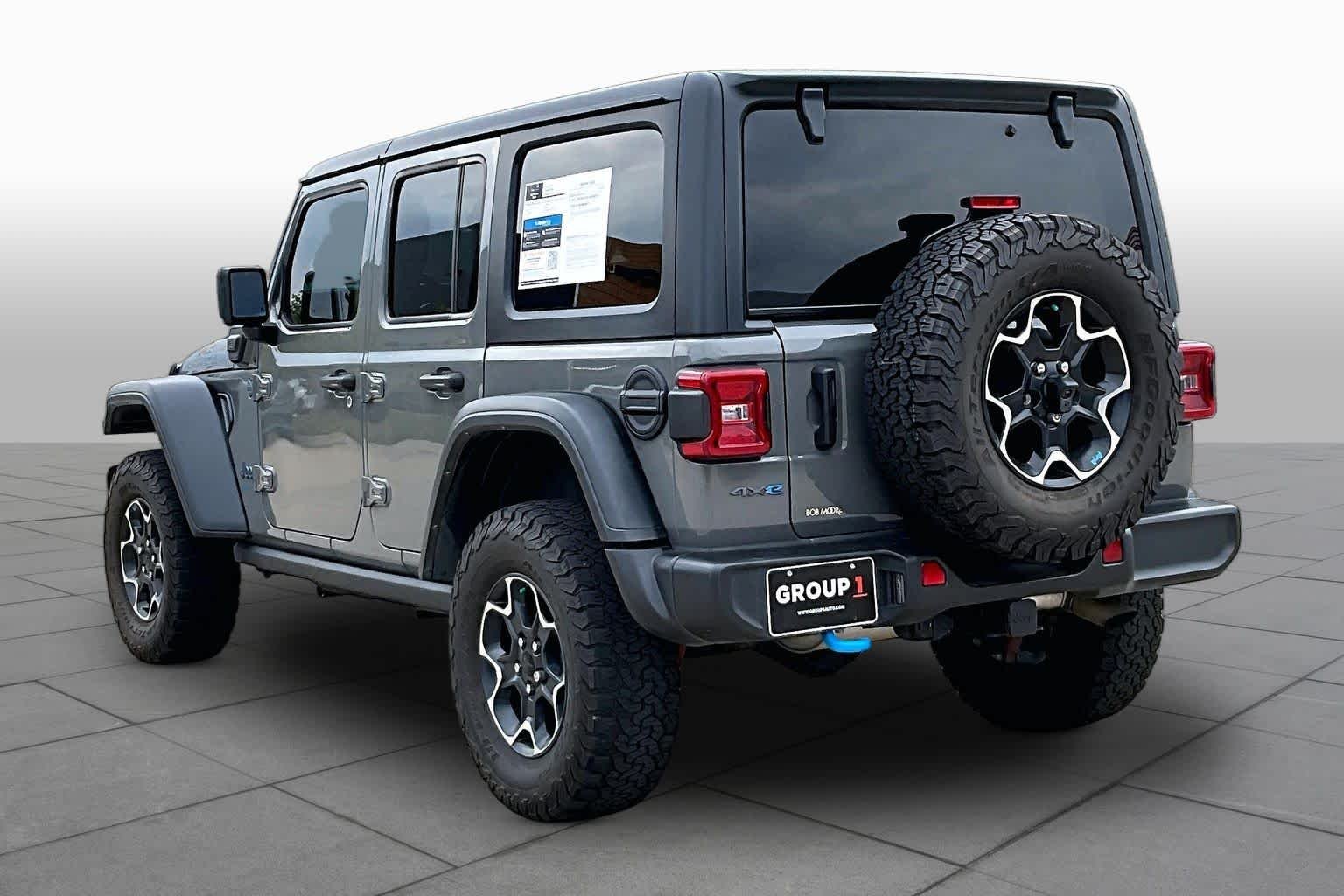 Used 2023 Sting-Gray Clearcoat Jeep Rubicon image 10