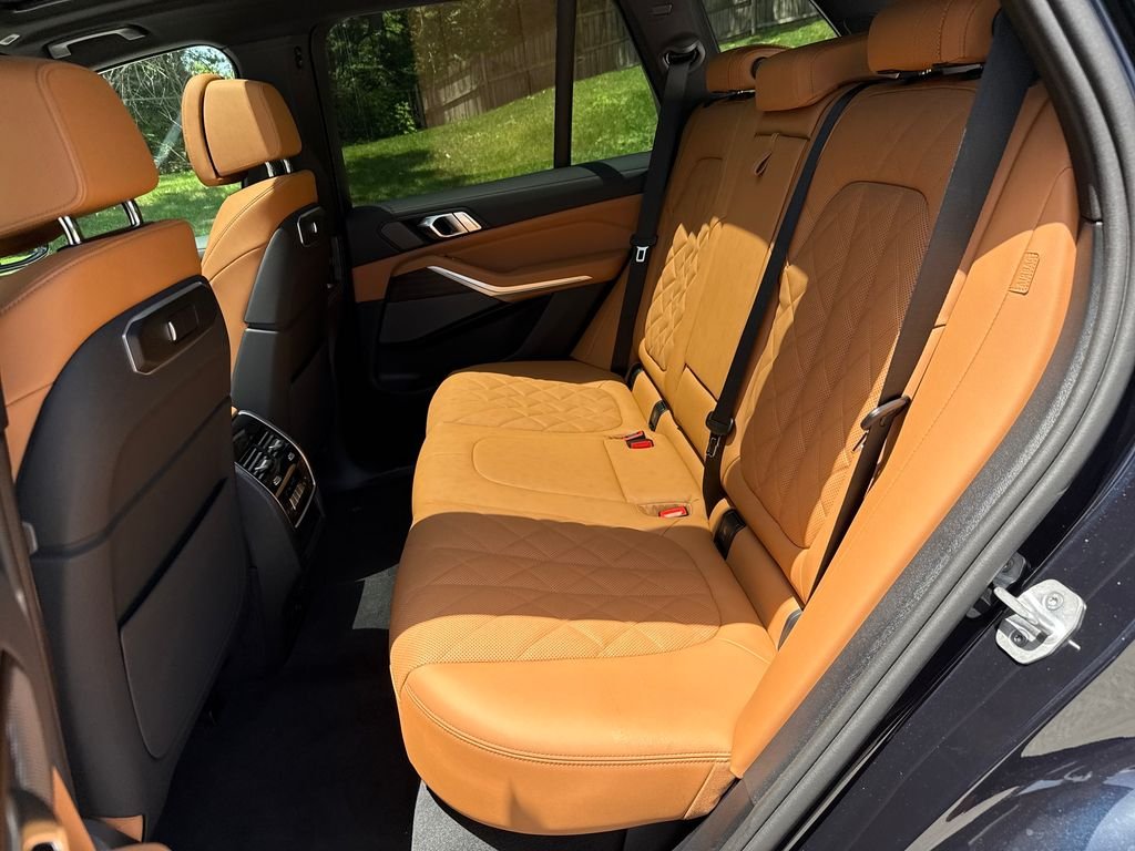 New 2026 Black BMW xDrive40i image 23