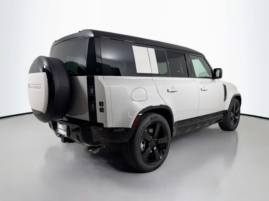 New 2026 Borasco Grey Land Rover X-Dynamic SE image 5