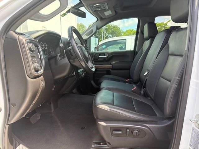 Used 2022 White Chevrolet LT image 16