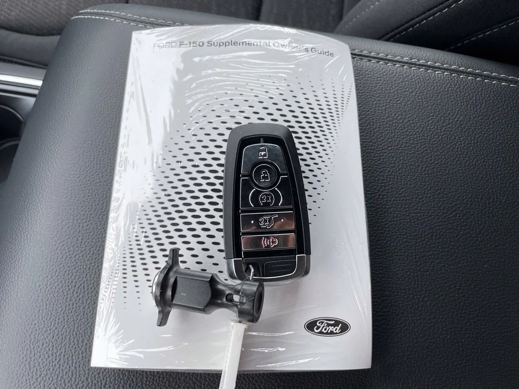 New 2026 Iconic Silver Metallic Ford XLT image 41