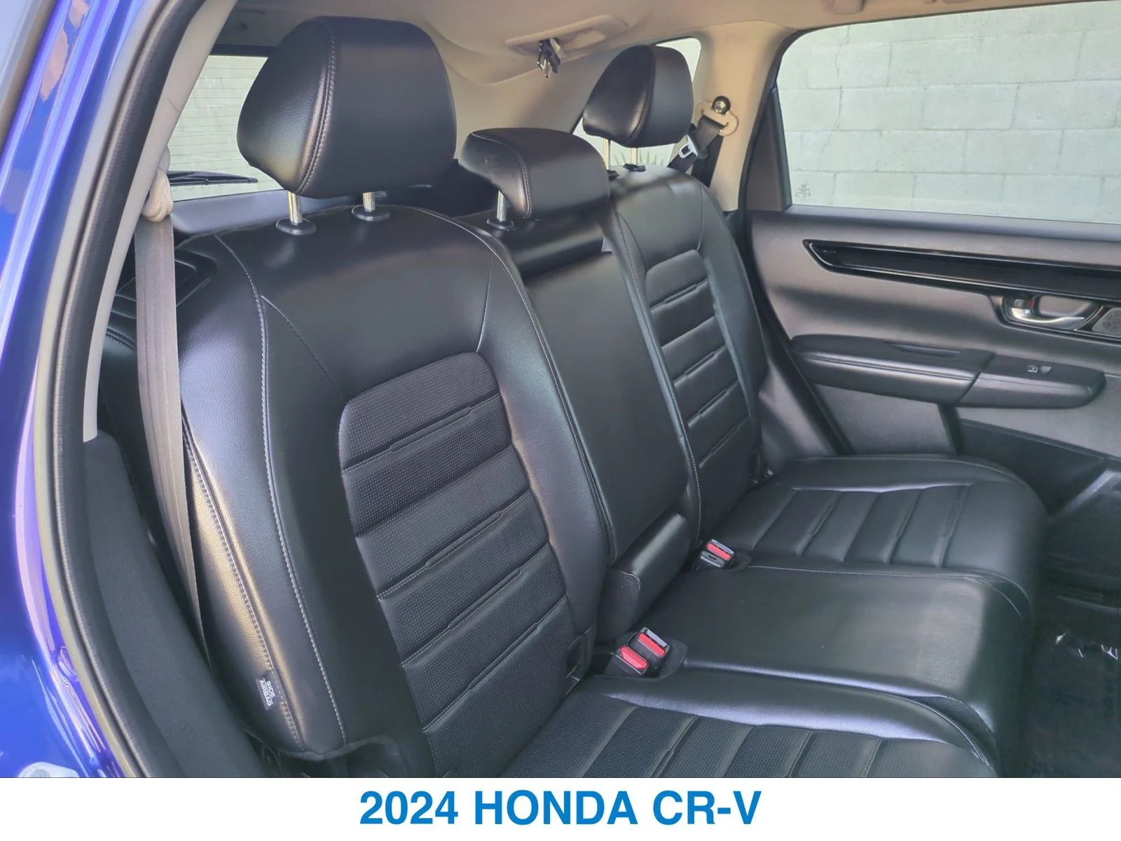 Used 2024 Blue Honda EX-L image 24