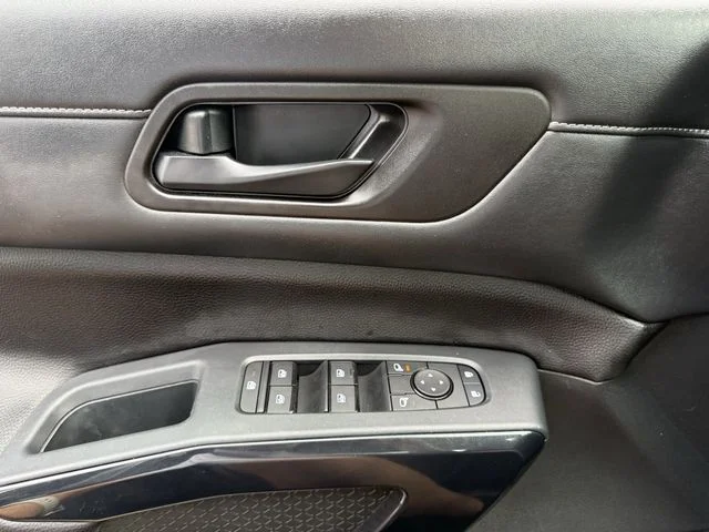 Used 2024 Gray Nissan SV image 21