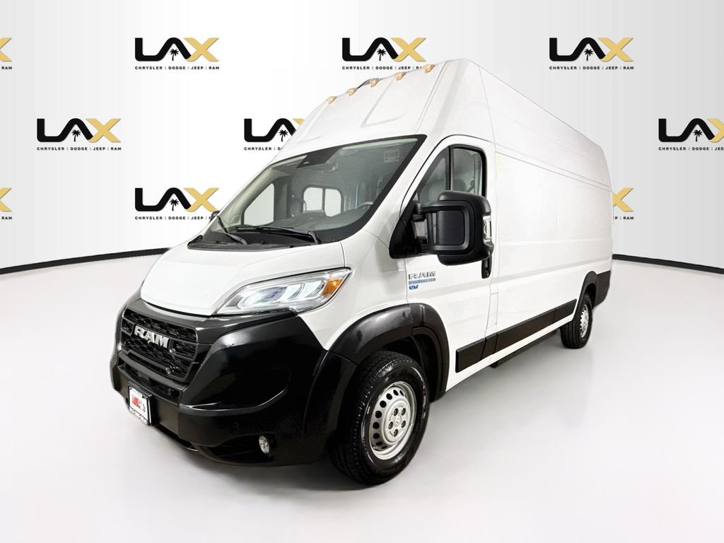 Used 2024 White Ram Super High Roof image 3