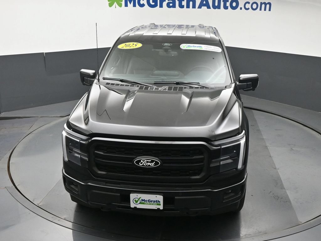 Used 2025 Black Ford Lariat image 27