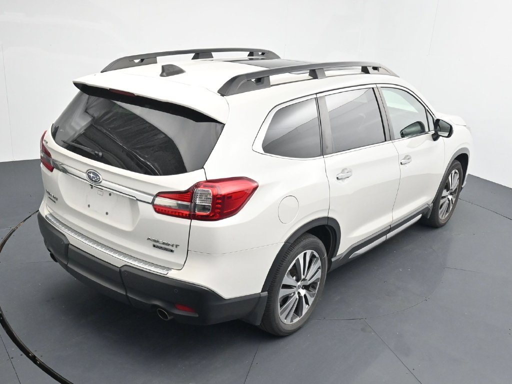 Used 2022 White Subaru Touring image 15