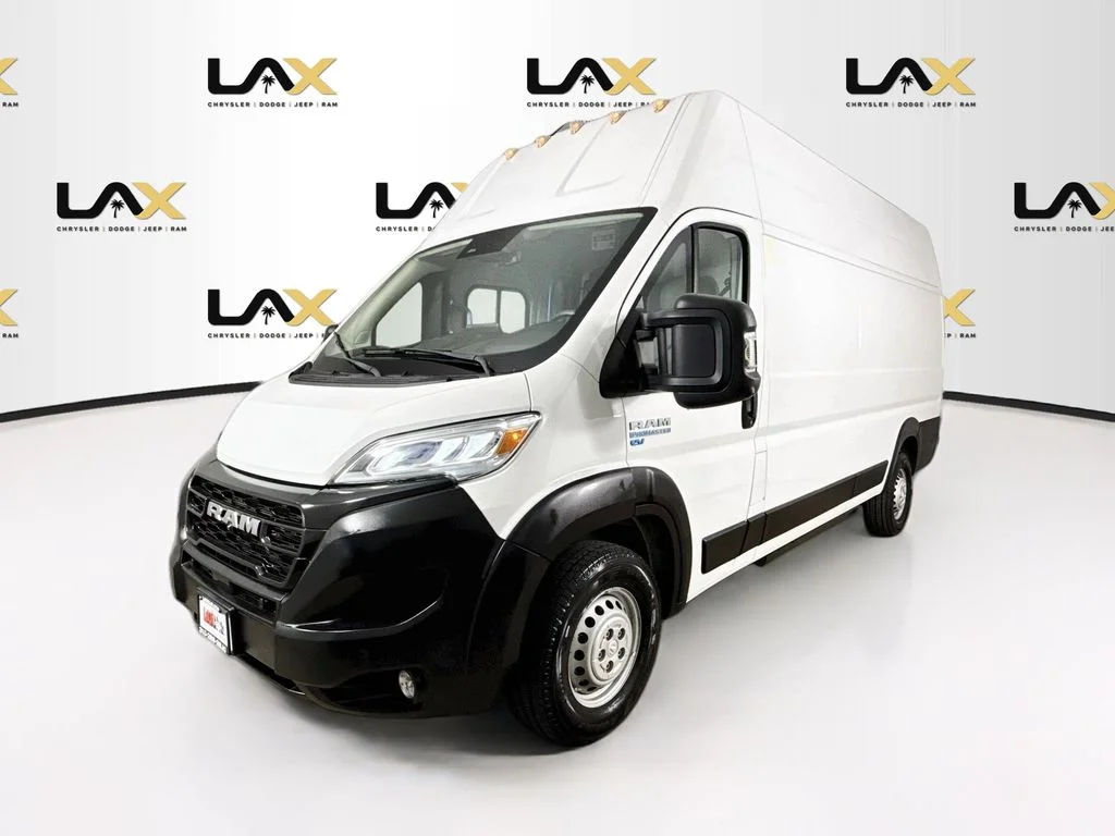 Used 2024 White Ram Super High Roof image 3