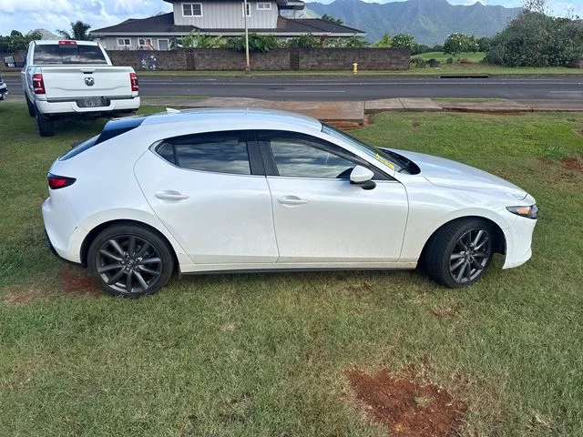 Used 2020 White Mazda Preferred image 8