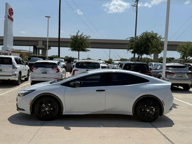 Certified Used 2026 WIND CHILL PEARL Toyota Nightshade image 5