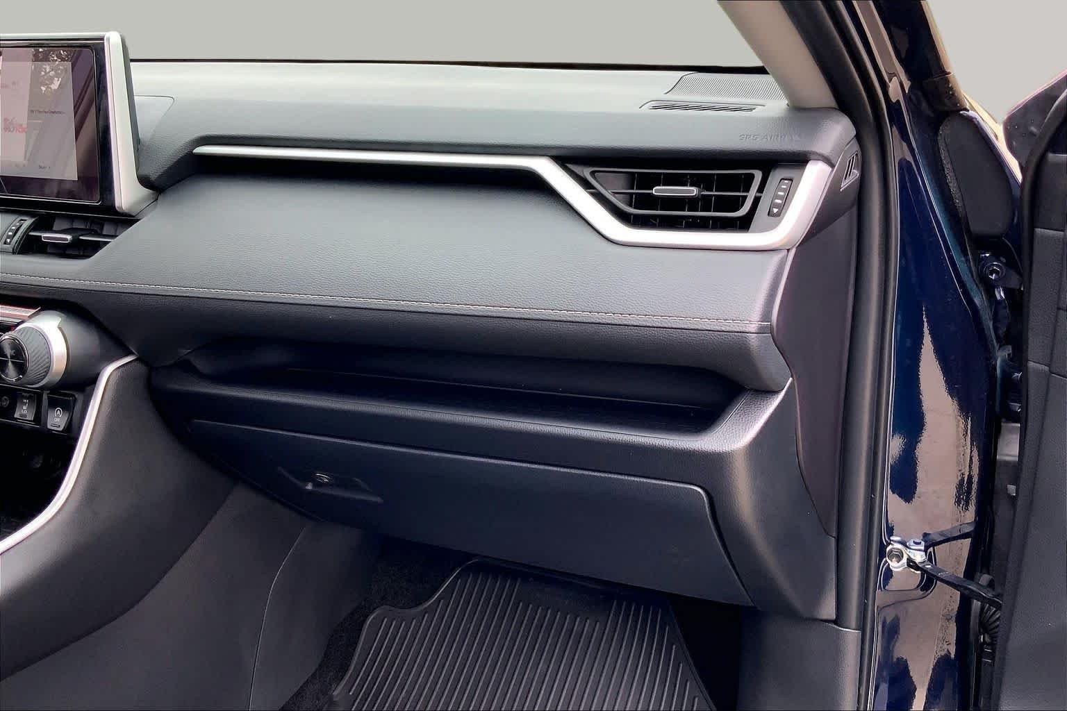 Certified Used 2025 Blueprint Toyota XLE Premium image 19