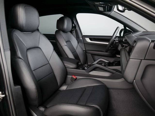 New 2026 Chromite Black Metallic Porsche  image 11