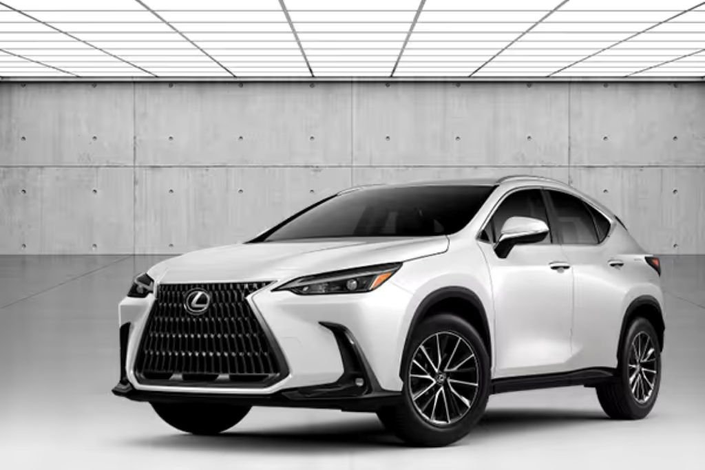Used 2024 White Lexus 450h+ Luxury image 1