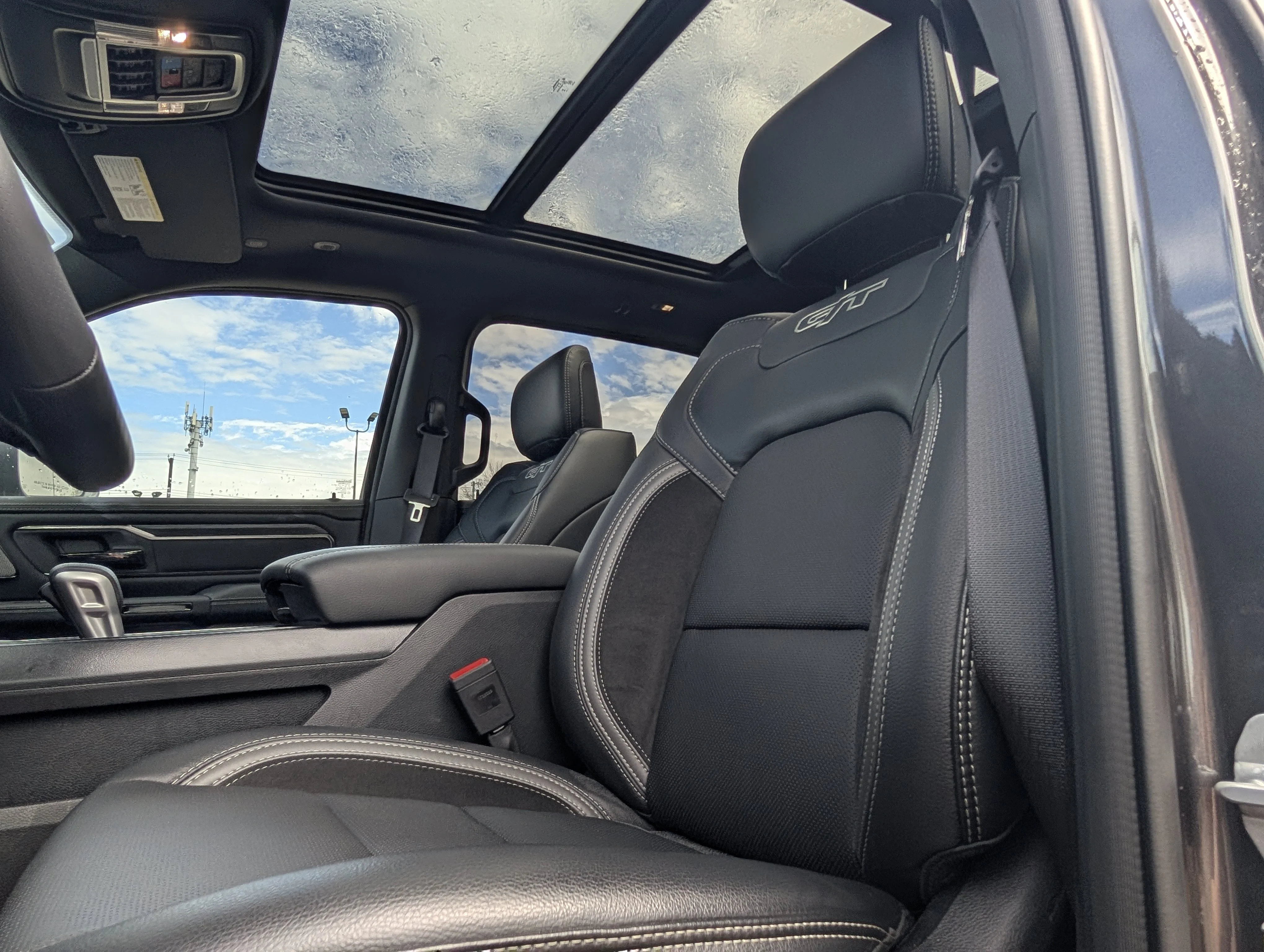 New 2025 Granite Crystal Metallic Ram Sport image 21