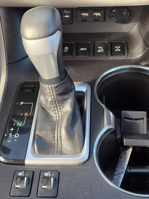 Used 2019 Blue Toyota XLE image 20
