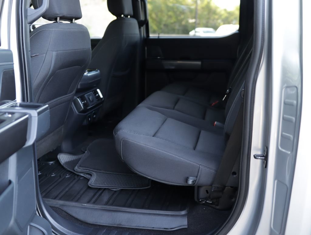 Used 2021 Iconic Silver Ford XL image 28