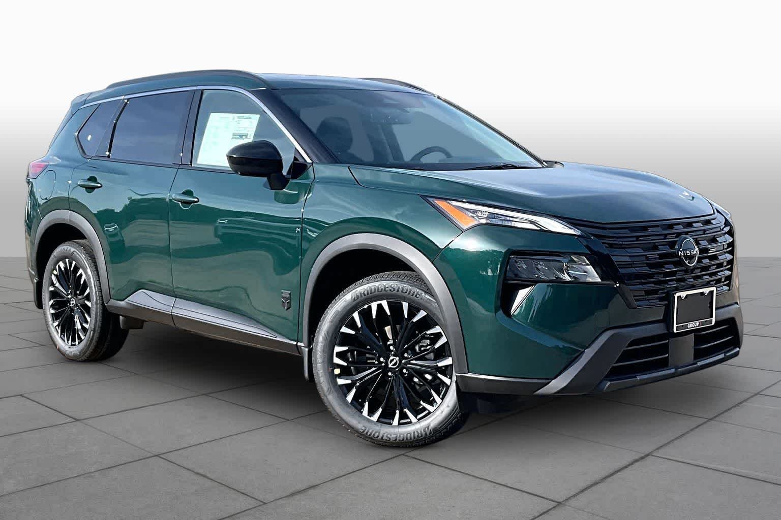 New 2026 Obsidian Green Pearl Nissan Dark Armor image 2