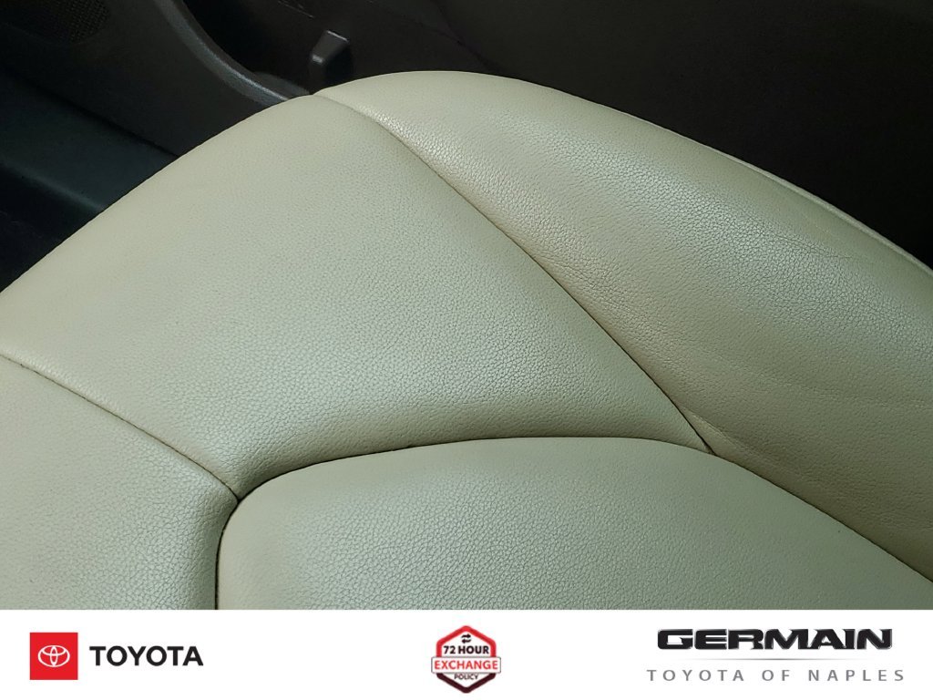 Used 2021 White Toyota XLE image 30