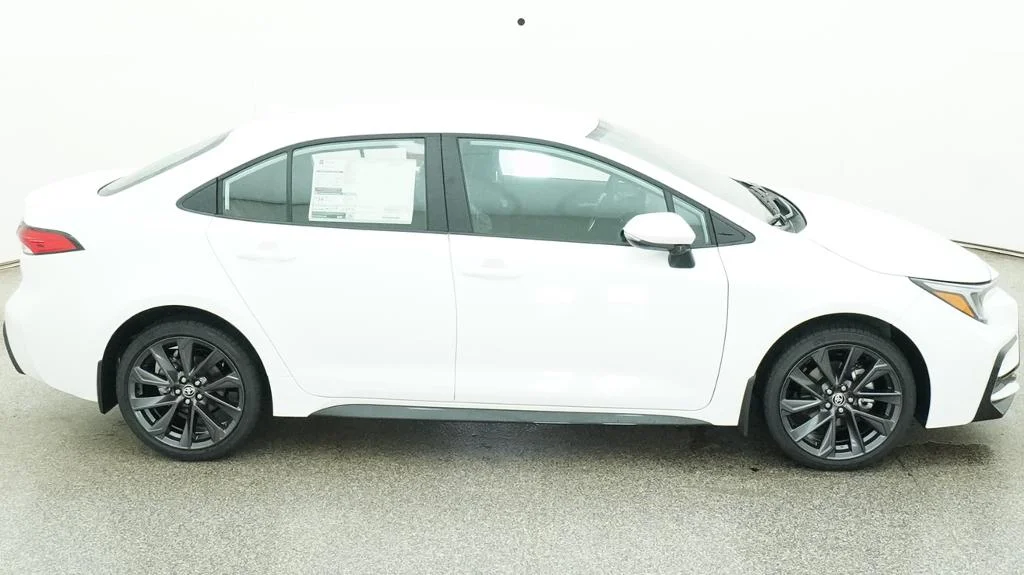 New 2026 Ice Cap Toyota SE image 39