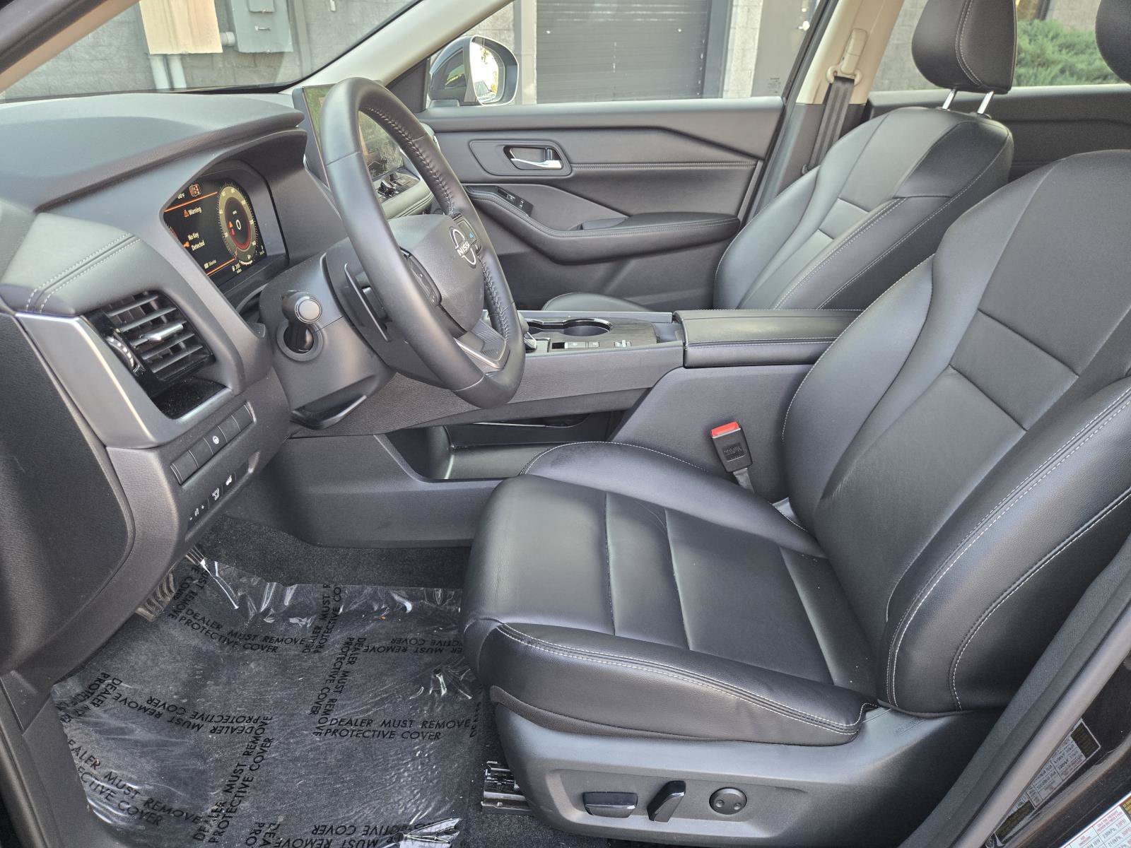 Used 2026 Super Black Nissan SL image 22