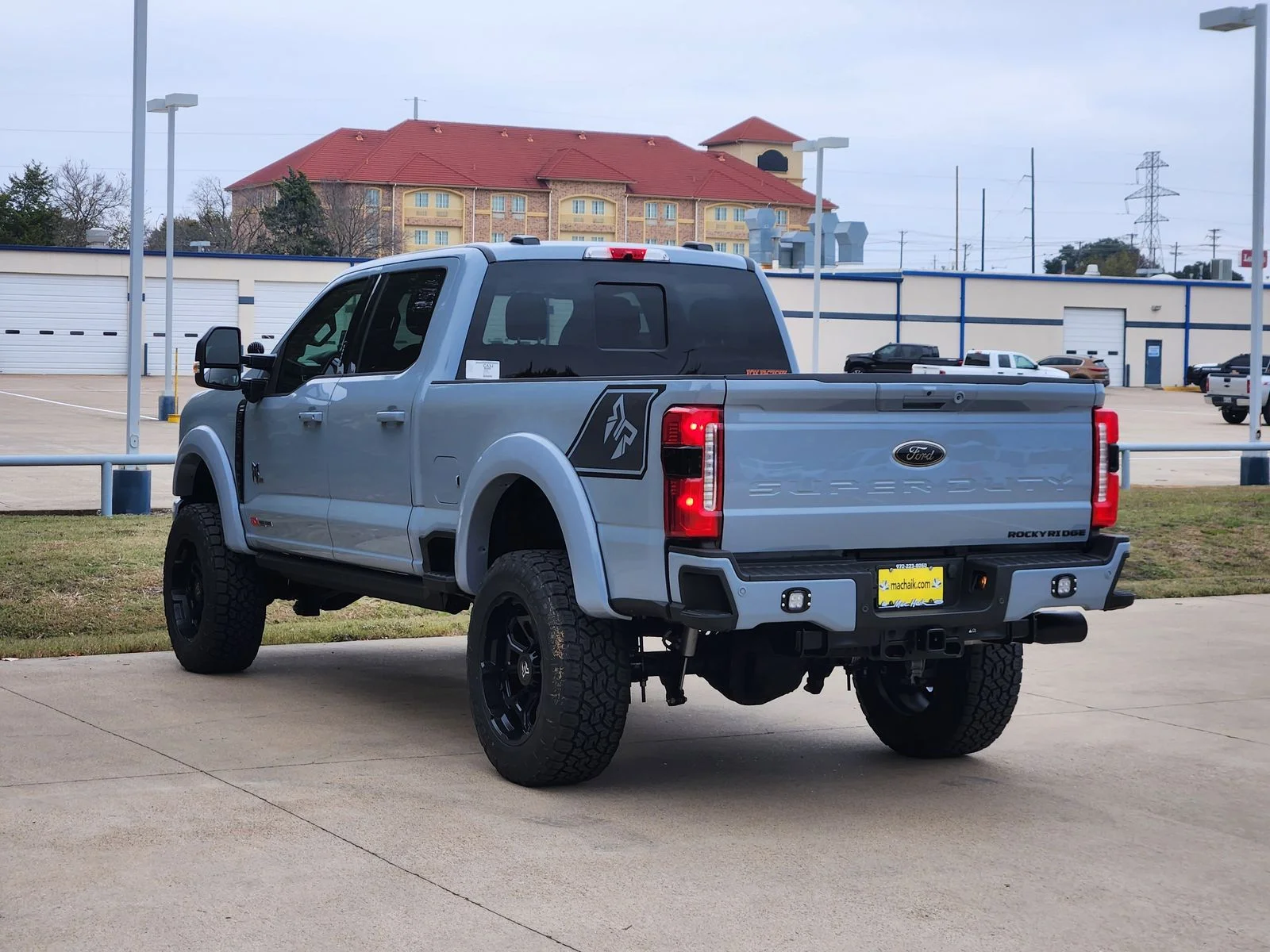 New 2026 Glacier Gray Metallic Tri-Coat Ford F-250® Lariat® image 3